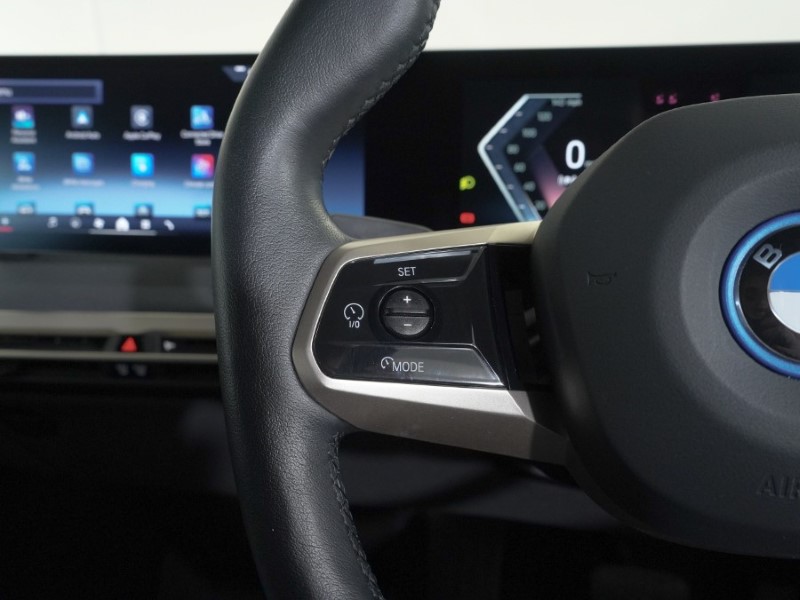 Used BMW iX 2023 for sale - 76982262: Photo 17