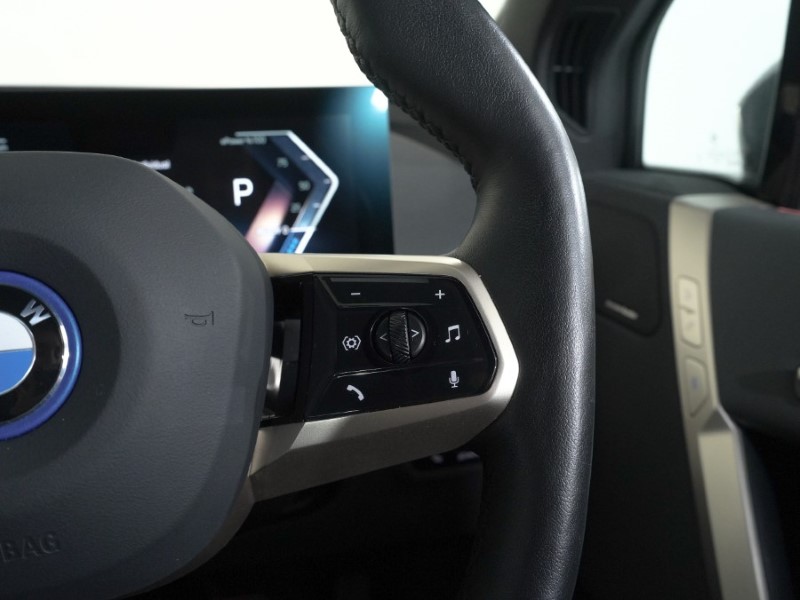 Used BMW iX 2023 for sale - 76982262: Photo 18