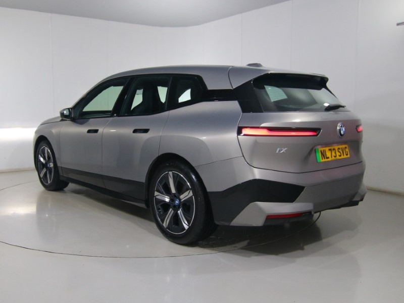 Used BMW iX 2023 for sale - 76982262: Photo 2