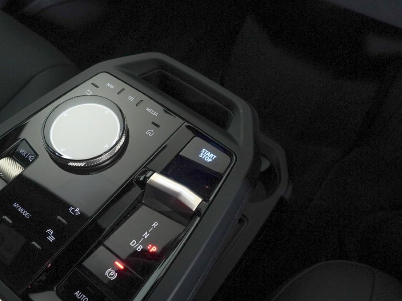 Used BMW iX 2023 for sale - 76982262: Photo 28