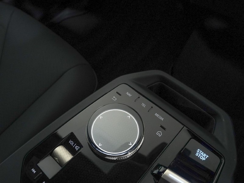 Used BMW iX 2023 for sale - 76982262: Photo 35