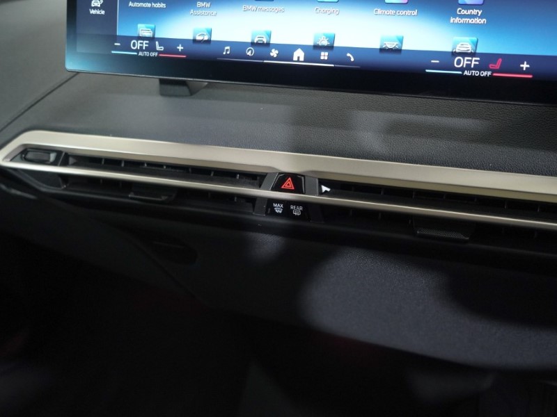 Used BMW iX 2023 for sale - 76982262: Photo 42