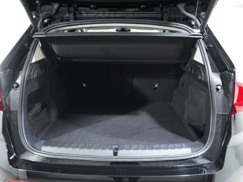 Used BMW iX1 2023 for sale - 76980850: Photo 13