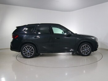 Used BMW iX1 2025 for sale - 76982152: Photo