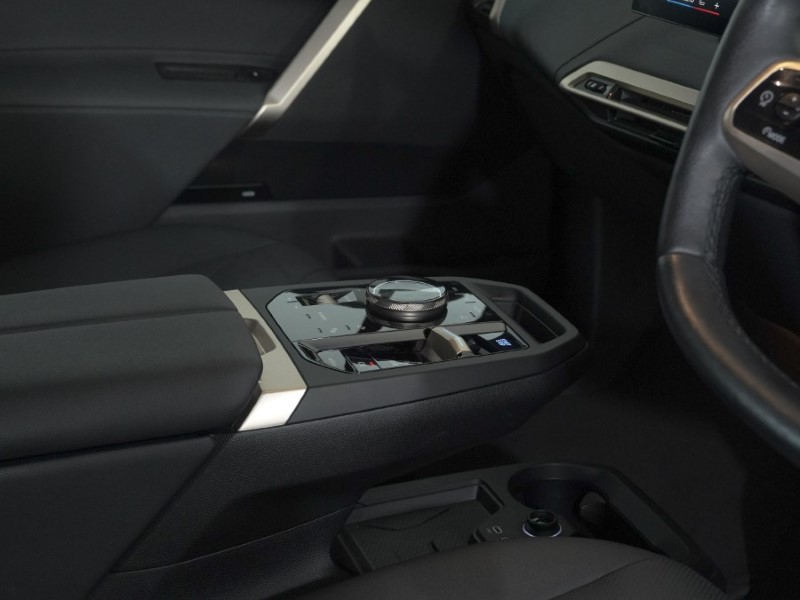 Used BMW iX 2023 for sale - 76981730: Photo 10