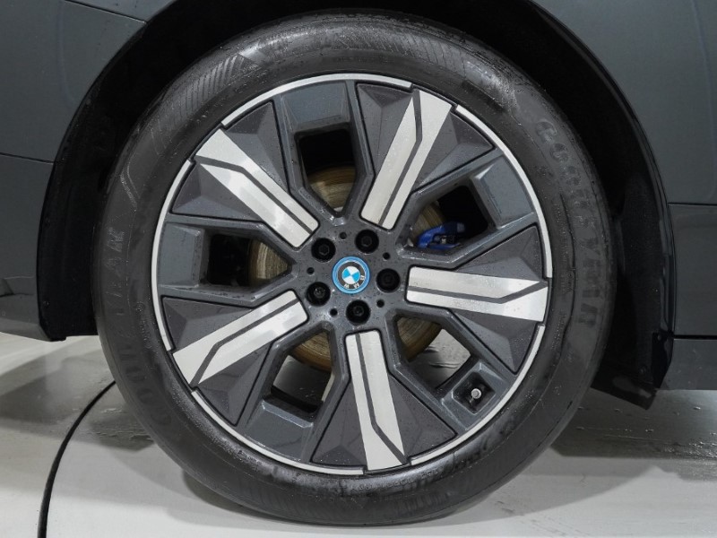 Used BMW iX 2023 for sale - 76981730: Photo 14