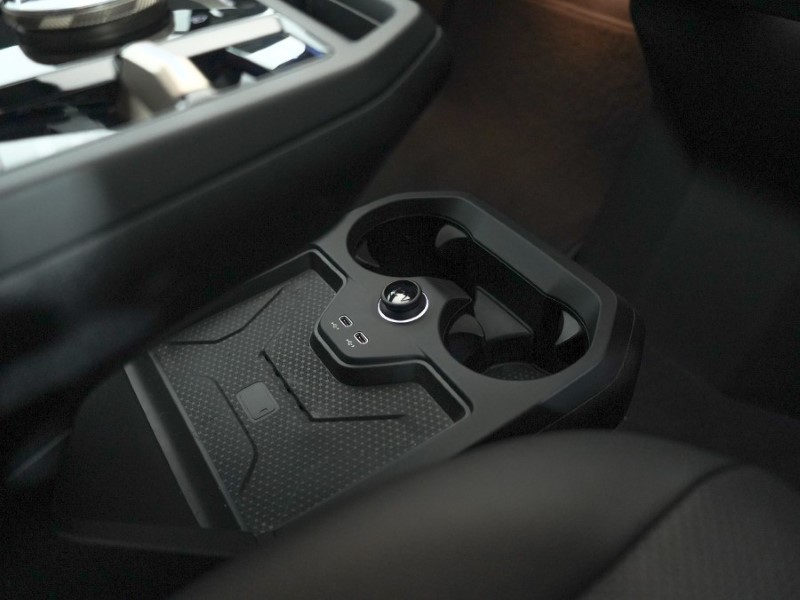 Used BMW iX 2023 for sale - 76981730: Photo 18