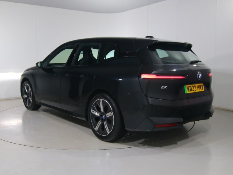 Used BMW iX 2023 for sale - 76981730: Photo 2