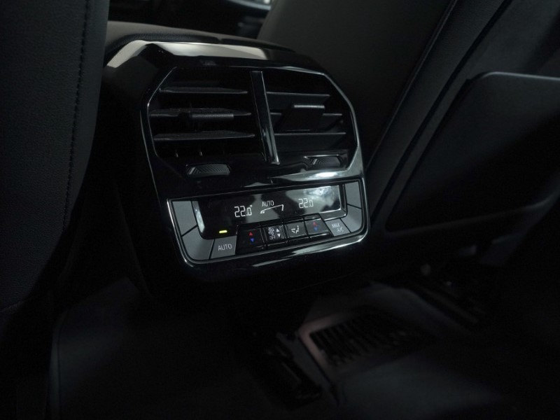 Used BMW iX 2023 for sale - 76981730: Photo 20