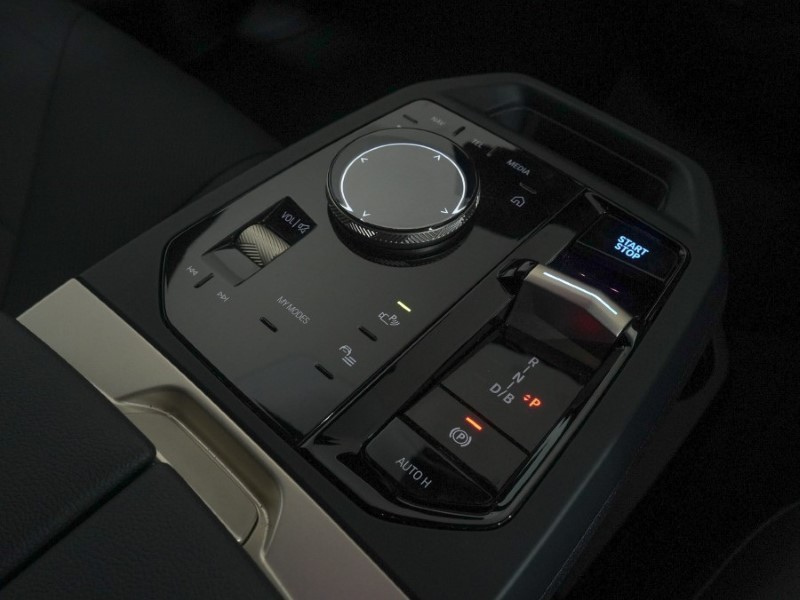 Used BMW iX 2023 for sale - 76981730: Photo 28