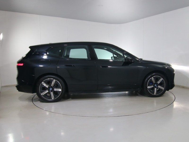 Used BMW iX 2023 for sale - 76981730: Photo 3