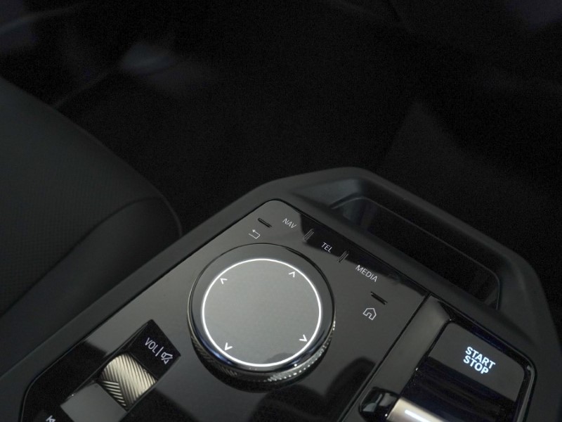 Used BMW iX 2023 for sale - 76981730: Photo 30