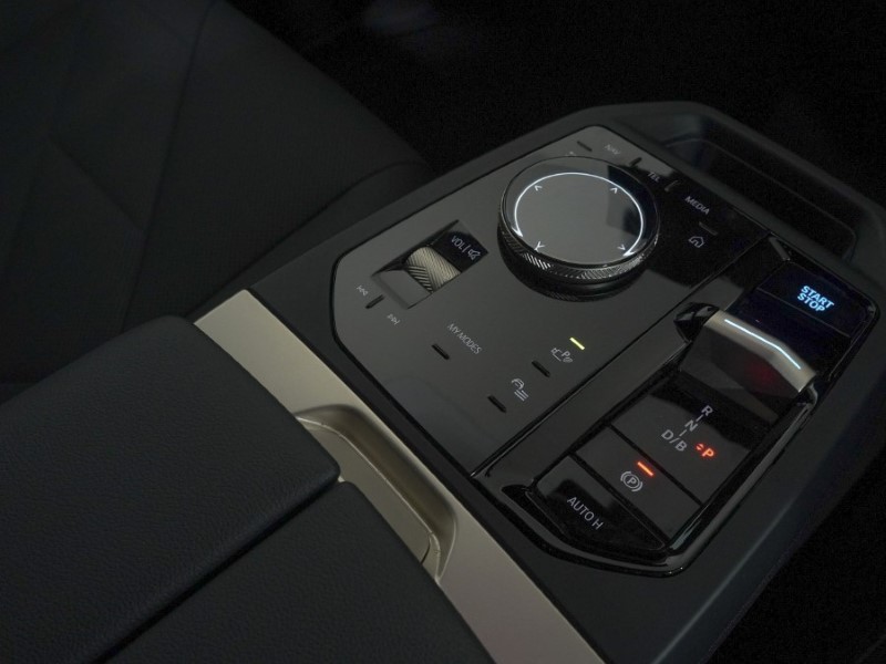 Used BMW iX 2023 for sale - 76981730: Photo 32