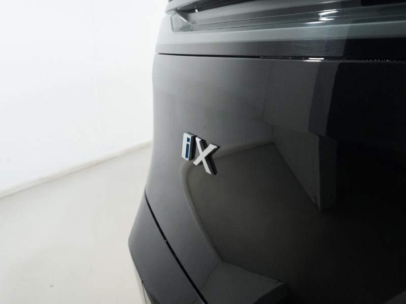 Used BMW iX 2023 for sale - 76981730: Photo 38