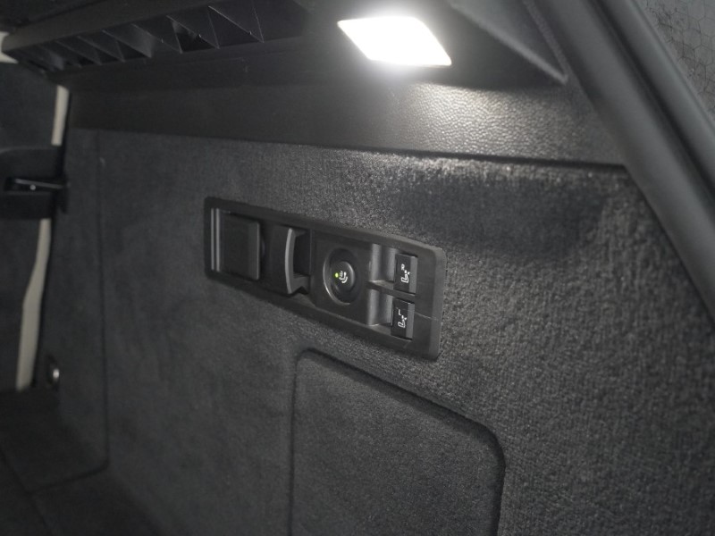 Used BMW iX 2022 for sale - 77665231: Photo 18