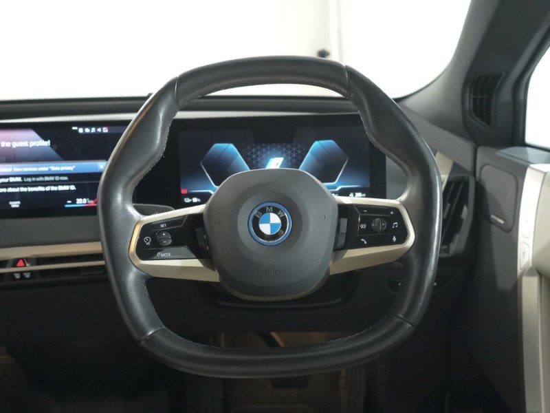 Used BMW iX 2022 for sale - 77665231: Photo 5
