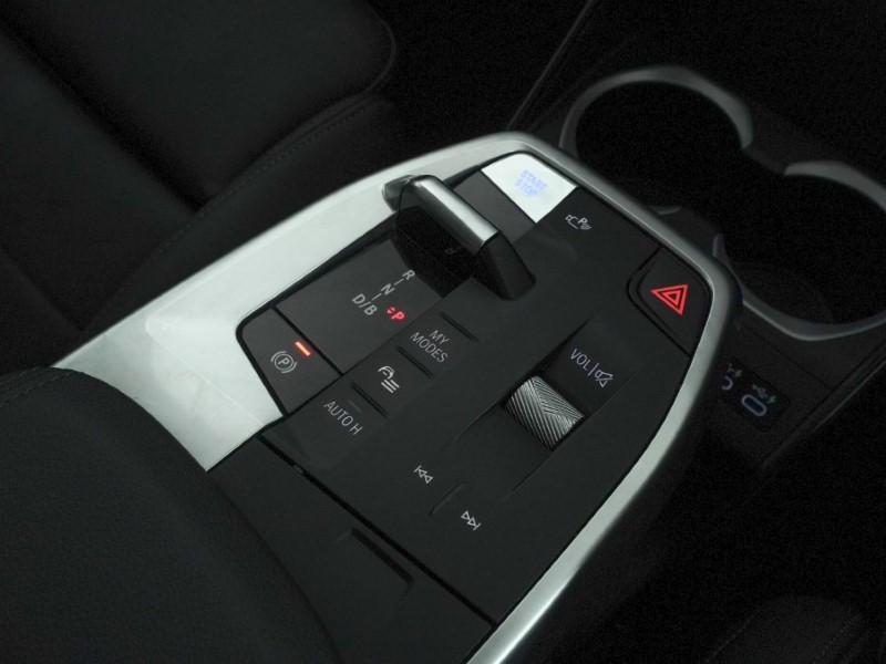 Used BMW iX1 2023 for sale - 77036176: Photo 10