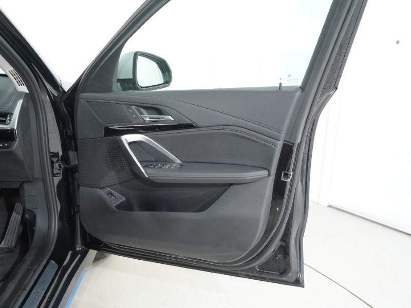 Used BMW iX1 2023 for sale - 77036176: Photo 32