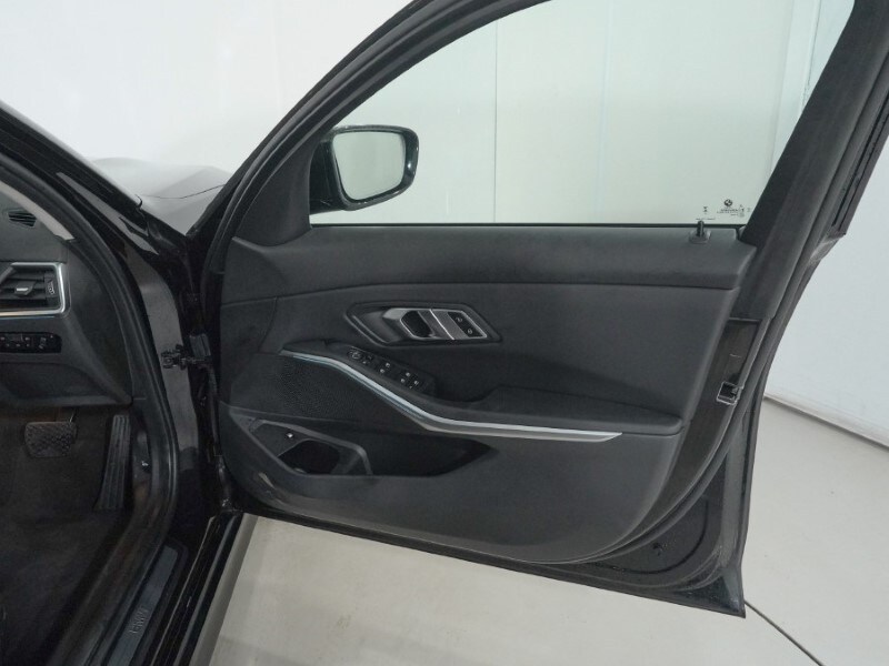 Used BMW 3 Series 2024 for sale - 77687521: Photo 42