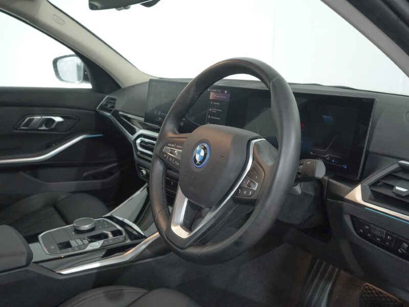 Used BMW 3 Series 2024 for sale - 77687521: Photo 6