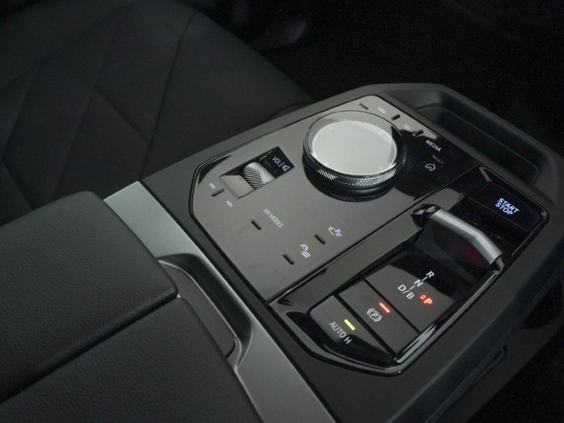 Used BMW iX 2024 for sale - 77848214: Photo 31