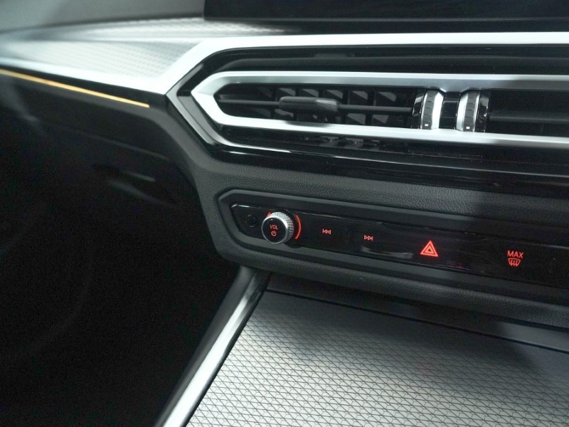 Used BMW 3 Series 2024 for sale - 77225276: Photo 29