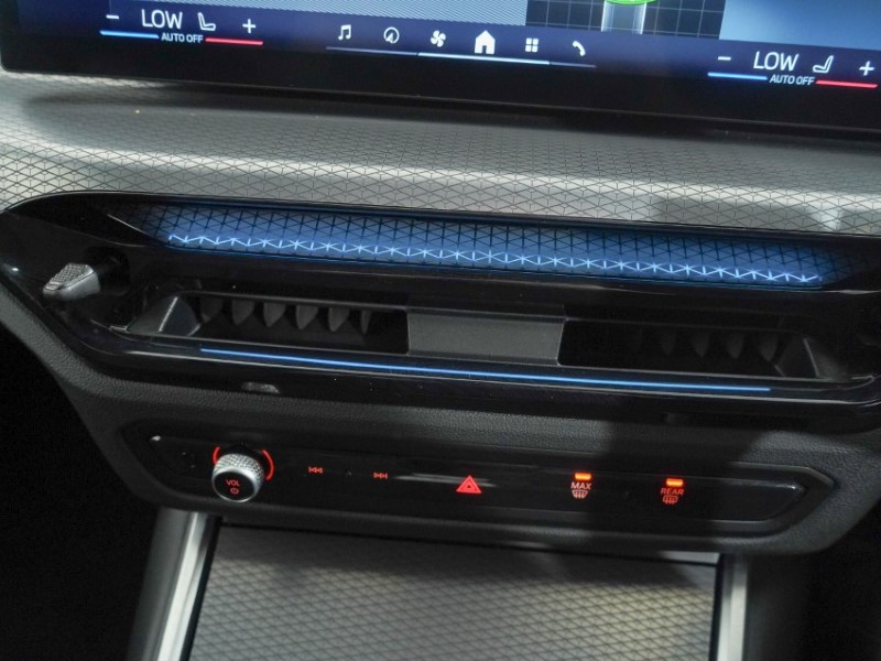 Used BMW 3 Series 2025 for sale - 78190463: Photo 27