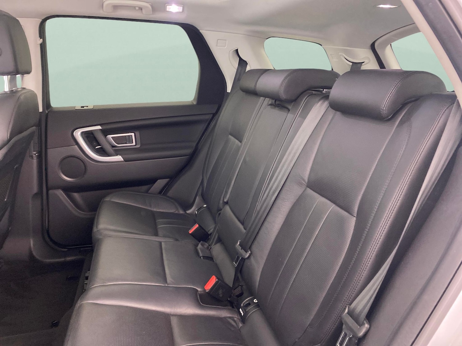 Used Land Rover Discovery Sport 2018 for sale - 76415556: Photo 35