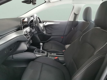 Used Ford Focus 2020 for sale - 76777806: Photo