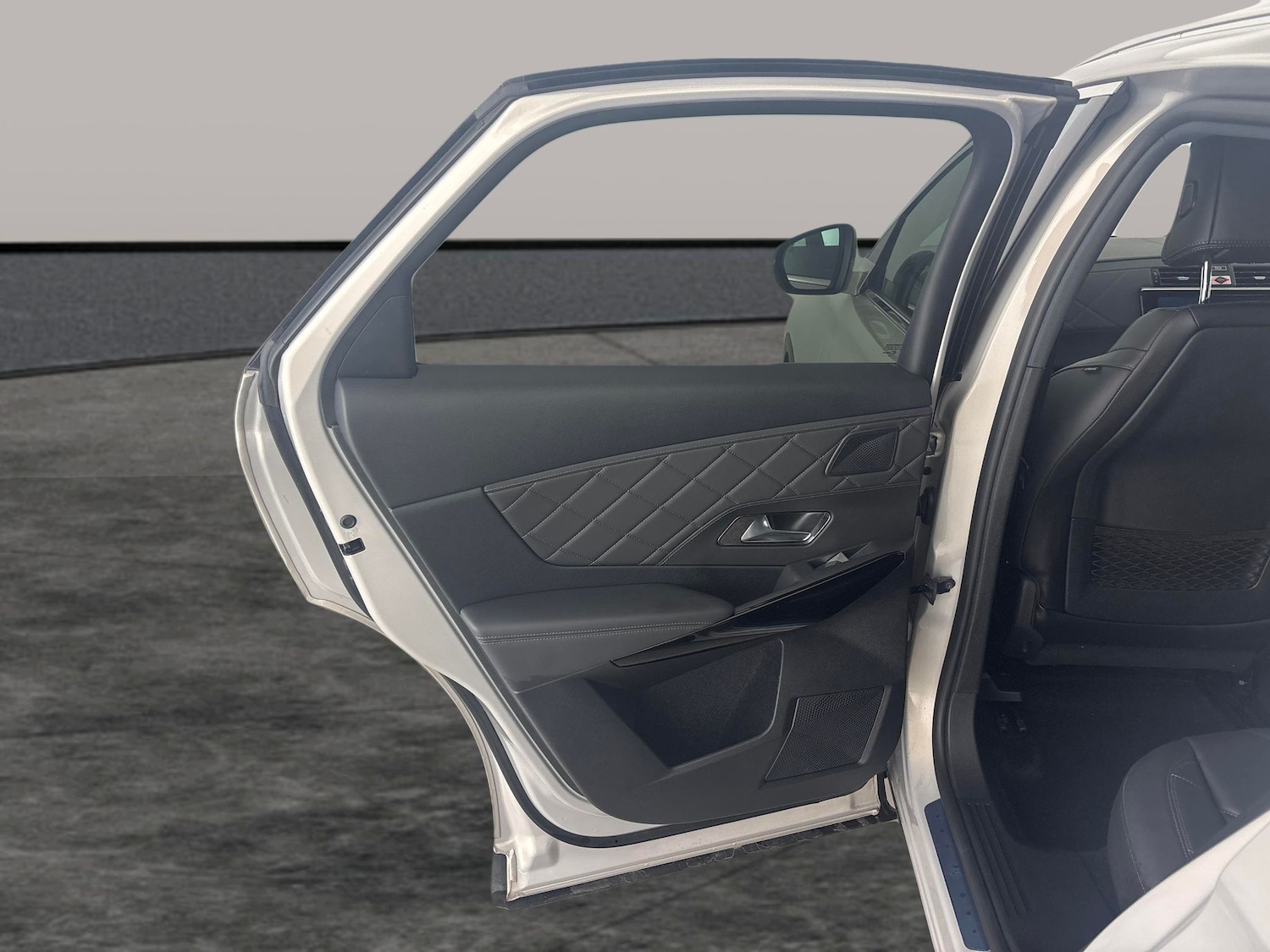 Used DS Automobiles DS 7 2023 for sale - 78199740: Photo 27