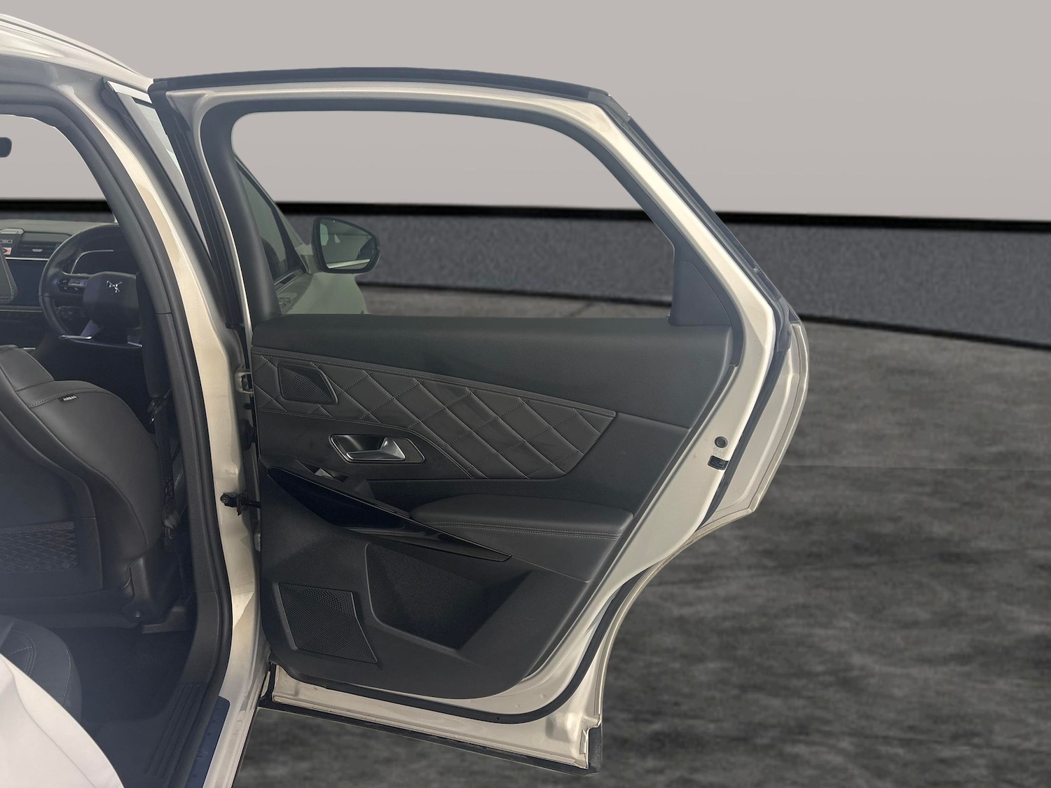 Used DS Automobiles DS 7 2023 for sale - 78199740: Photo 29