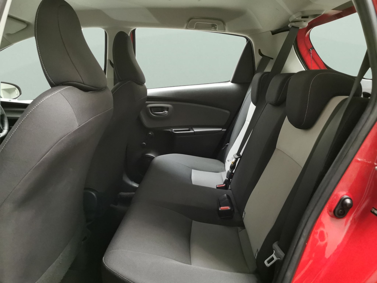 Used Toyota Yaris 2018 for sale - 76669992: Photo 21