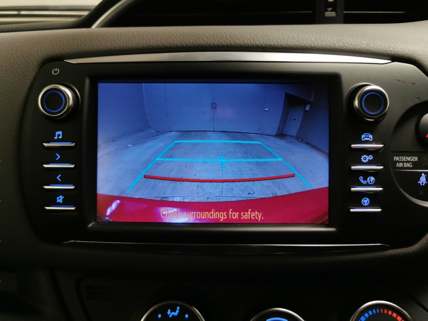 Used Toyota Yaris 2018 for sale - 76669992: Photo 5