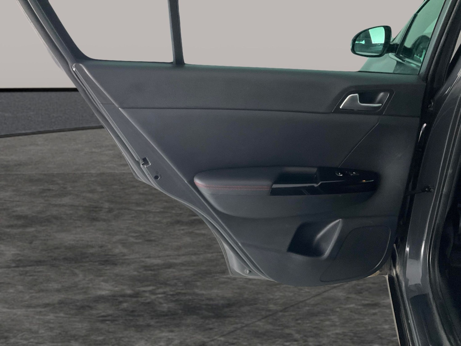 Used Kia Sportage 2018 for sale - 76663517: Photo 28