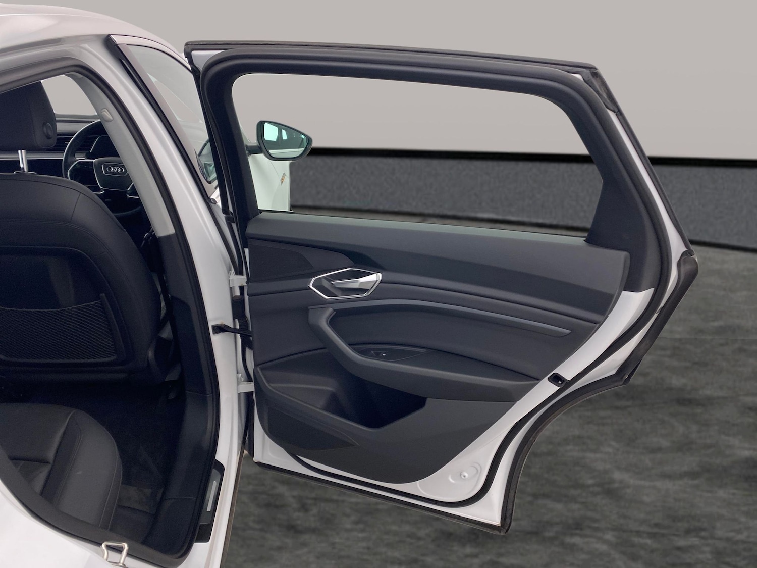 Used Audi e-tron 2022 for sale - 77771578: Photo 27