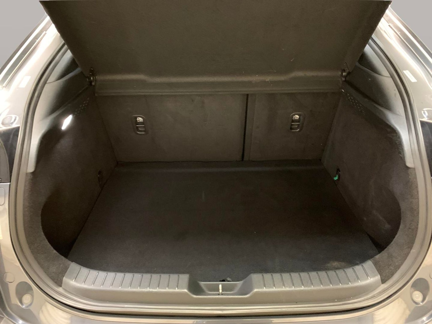 Vehicle 44