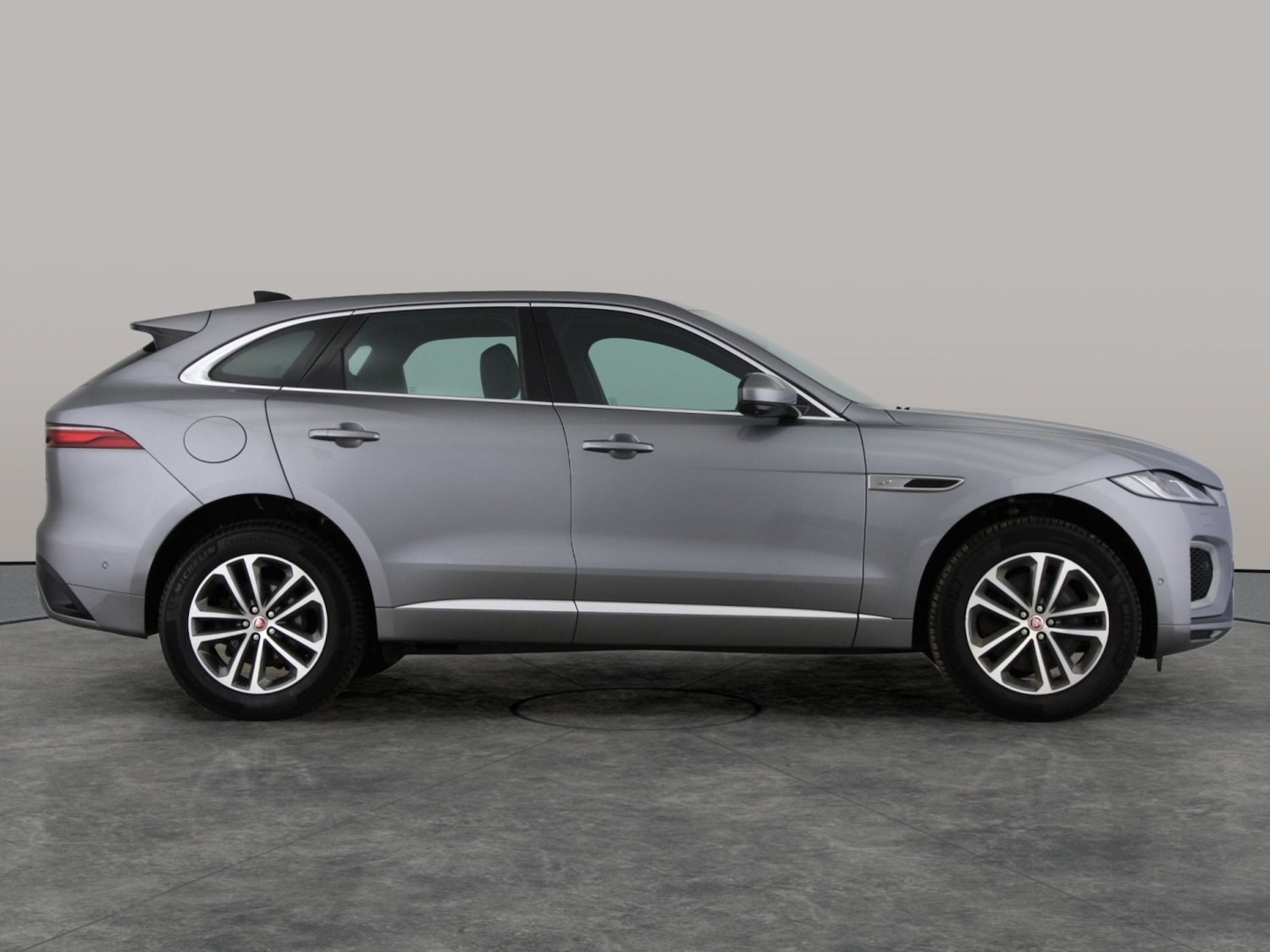 Used Jaguar F-Pace 2021 for sale - 77688715: Photo 8