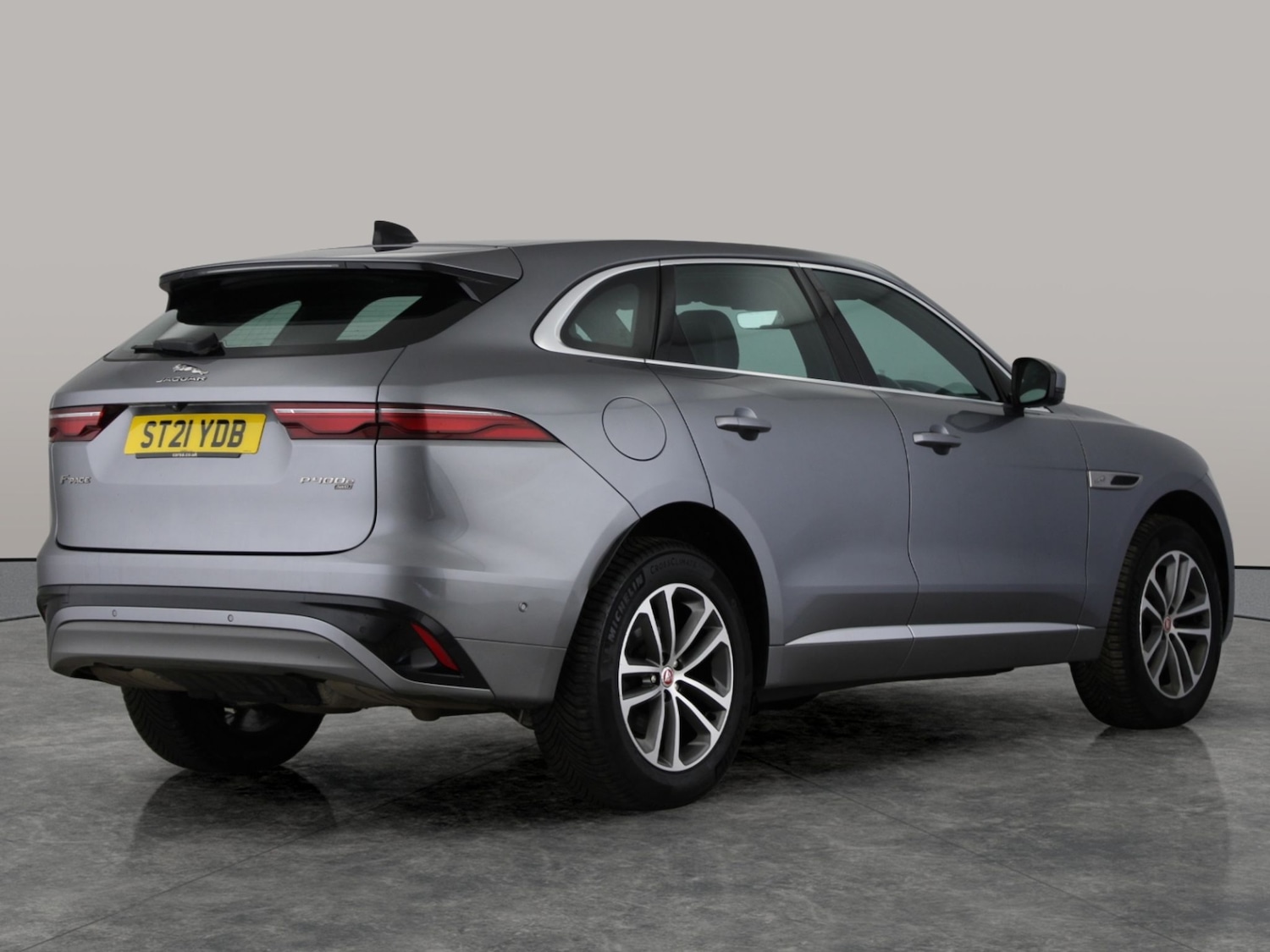 Used Jaguar F-Pace 2021 for sale - 77688715: Photo 9
