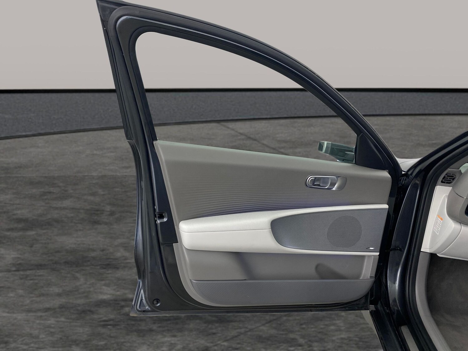 Used Hyundai IONIQ 6 2024 for sale - 78159745: Photo 27