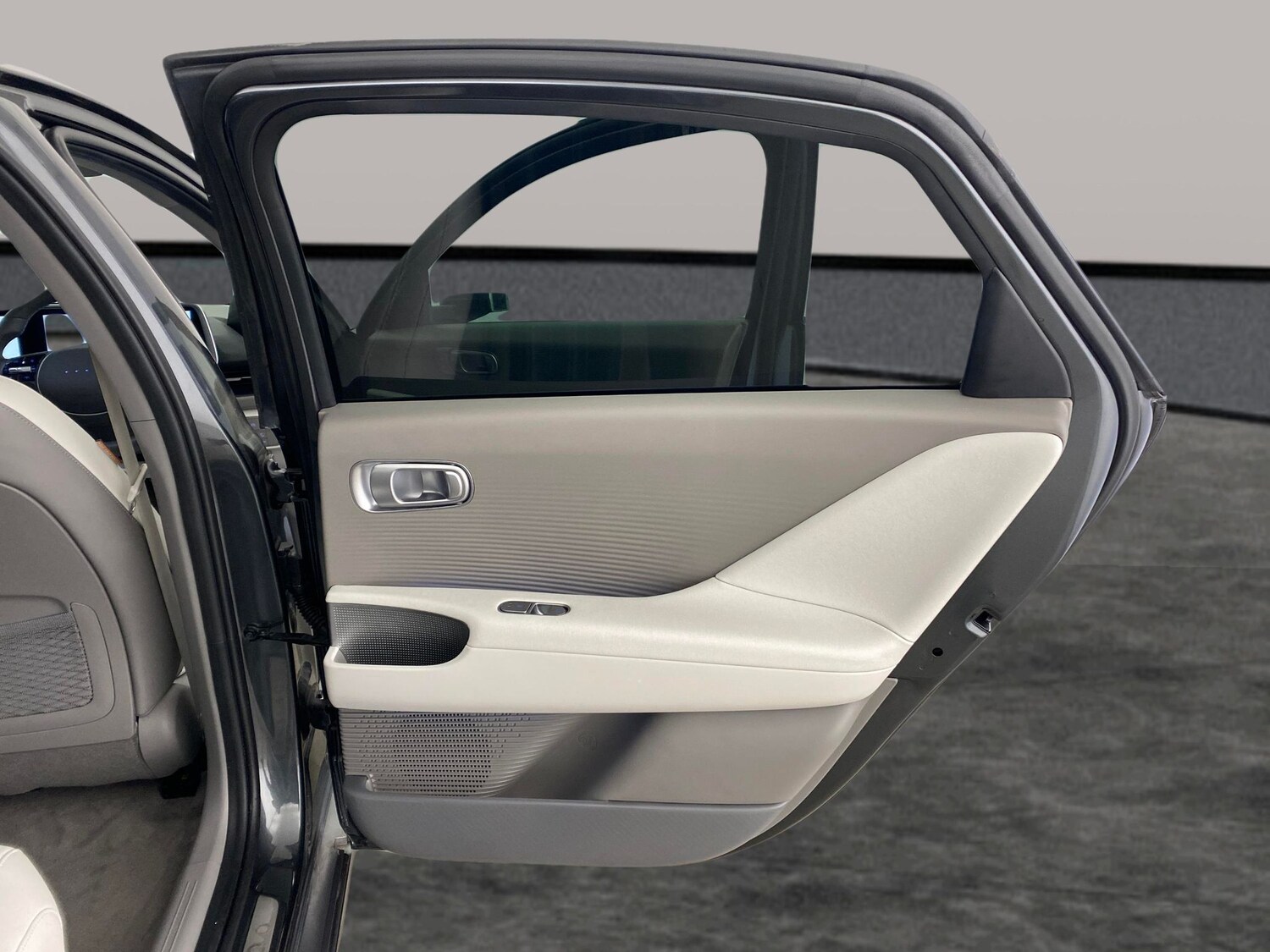 Used Hyundai IONIQ 6 2024 for sale - 78159745: Photo 30