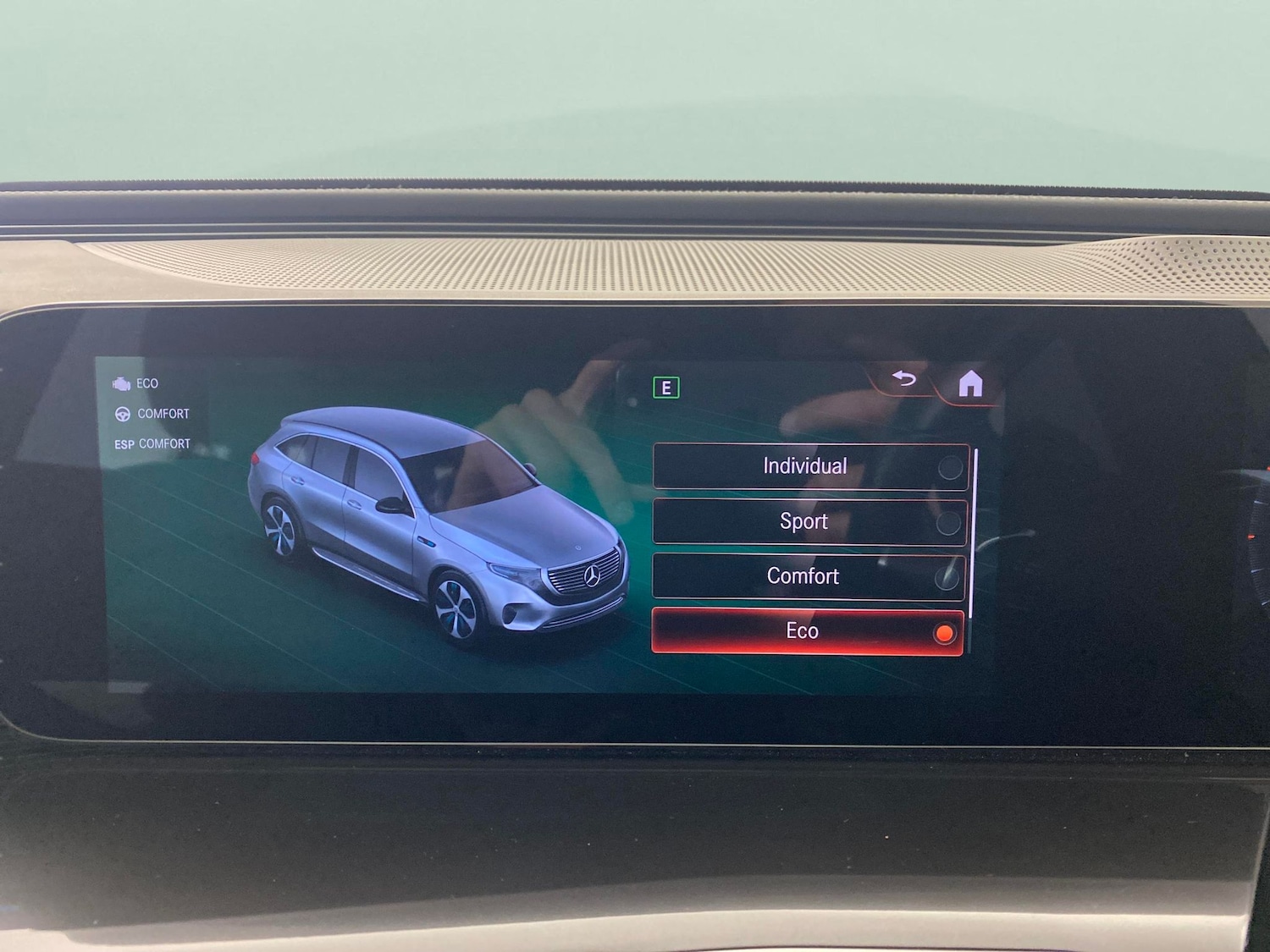 Used Mercedes-Benz EQC 2021 for sale - 76738436: Photo 16