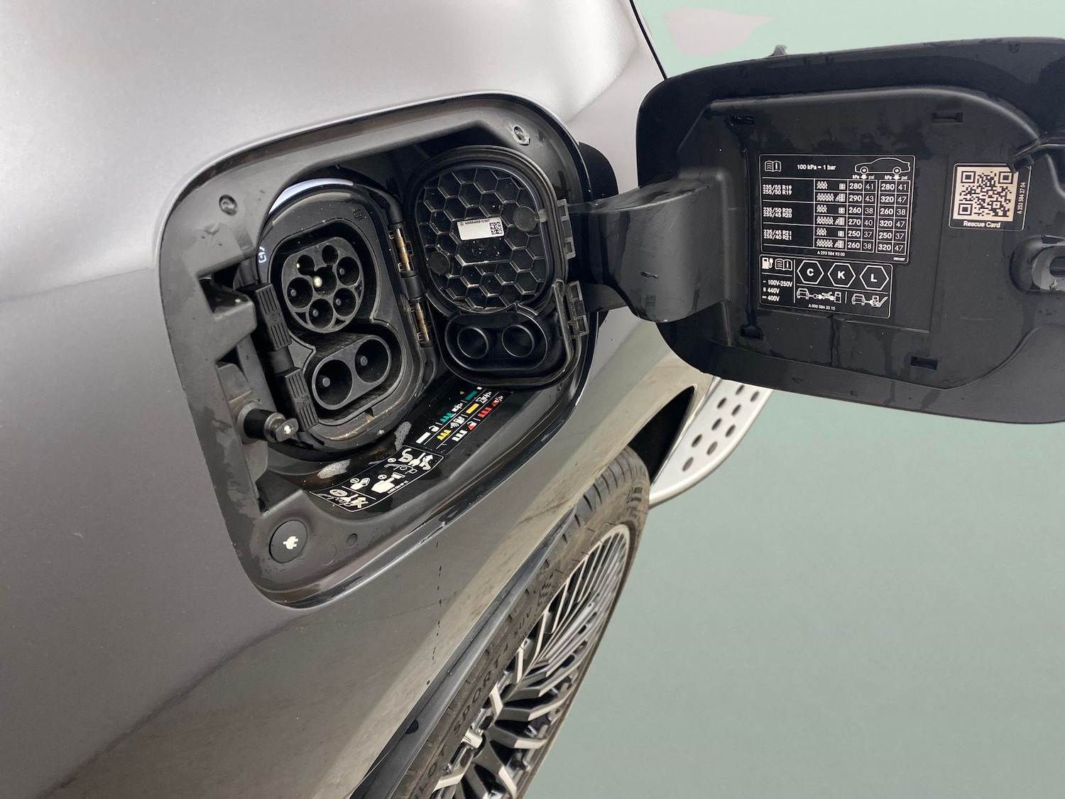 Used Mercedes-Benz EQC 2021 for sale - 76738436: Photo 25