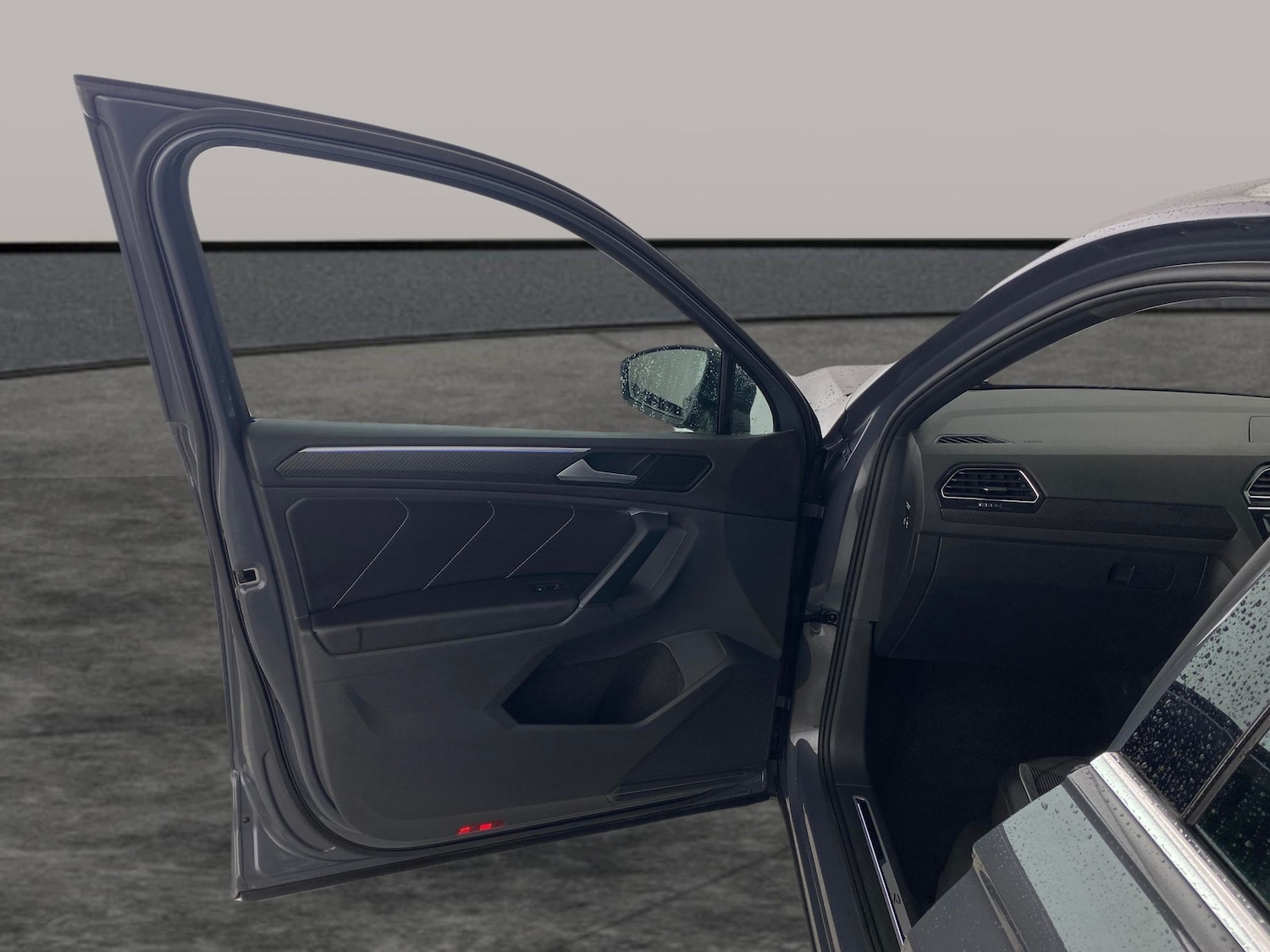 Used Volkswagen Tiguan 2022 for sale - 76946477: Photo 24