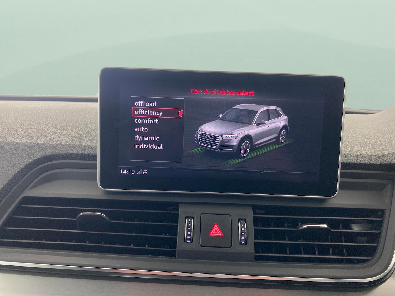 Used Audi Q5 2019 for sale - 76875385: Photo 17