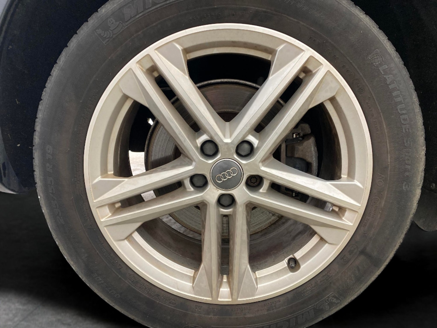 Used Audi Q5 2019 for sale - 76875385: Photo 24