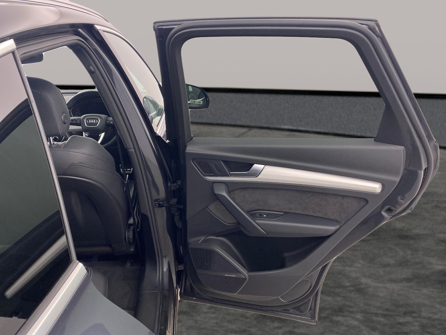 Used Audi Q5 2019 for sale - 76875385: Photo 28