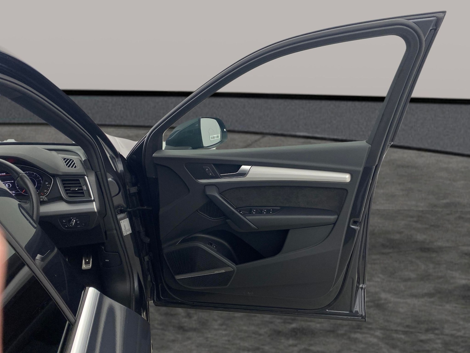 Used Audi Q5 2019 for sale - 76875385: Photo 29