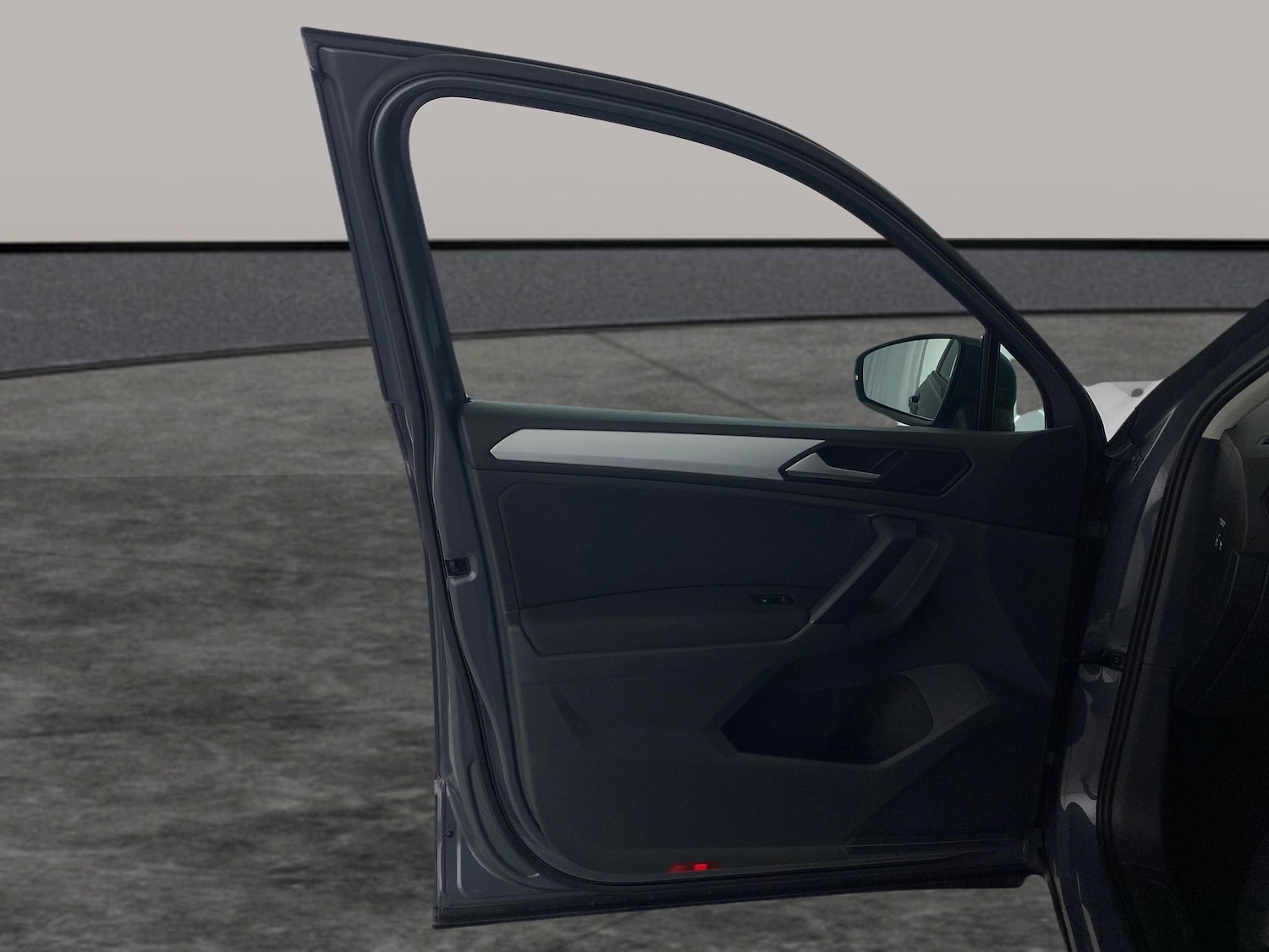 Used Volkswagen Tiguan 2021 for sale - 76491944: Photo 24