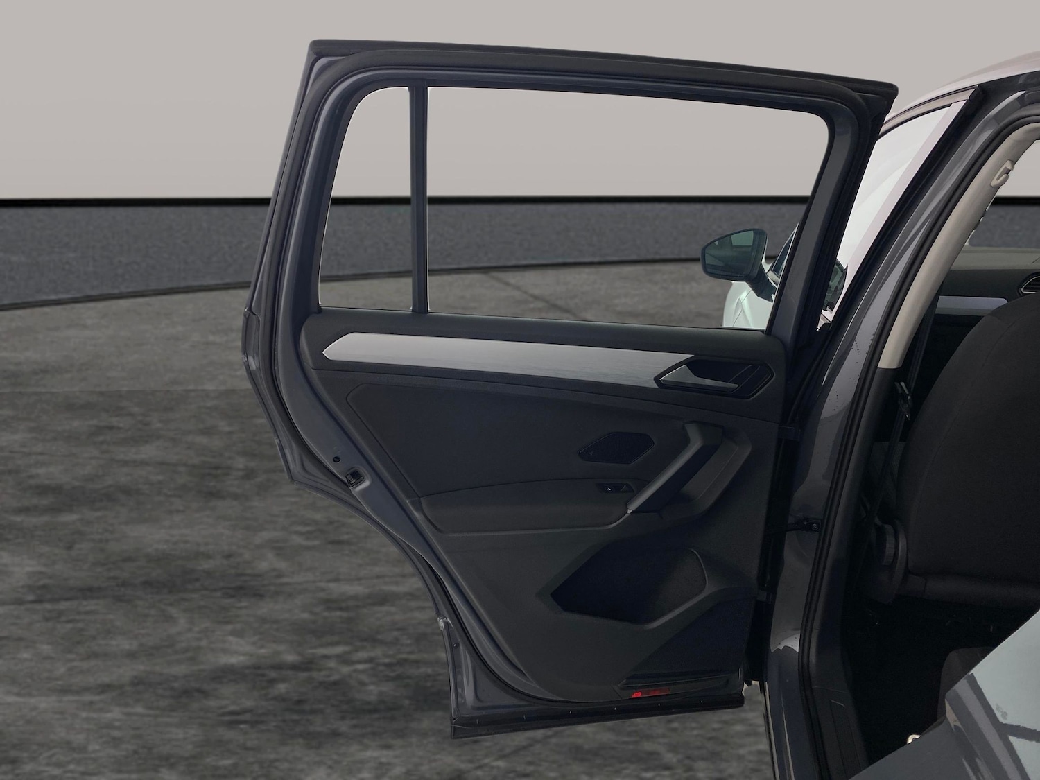 Used Volkswagen Tiguan 2021 for sale - 76491944: Photo 25