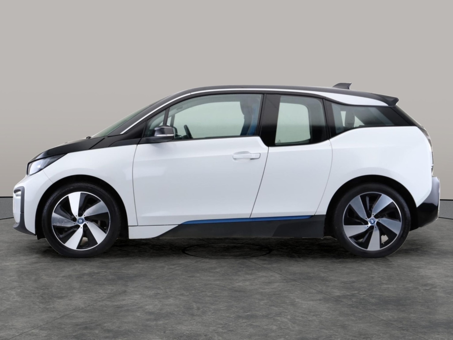 Used BMW i3 2019 for sale - 77631094: Photo 9